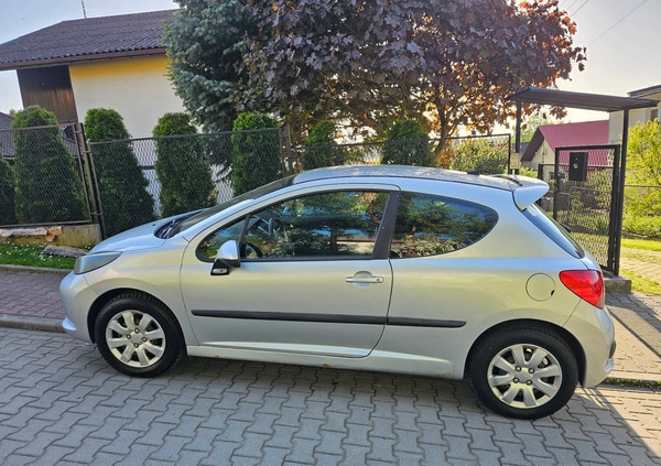 Peugeot 207 cena 5500 przebieg: 215100, rok produkcji 2007 z Skawina małe 191